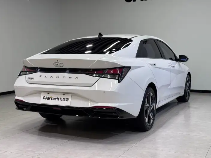 Hyundai Ioniq 2022 Model 1.5L CVT GLX Elite Edition – фото 7