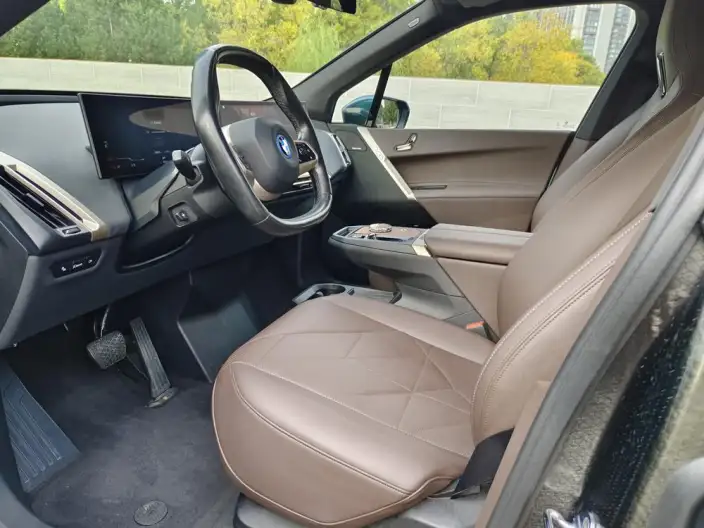 BMW iX 2022 Model xDrive40 – фото 8