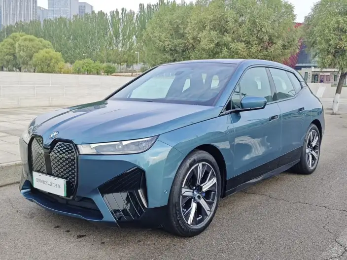 BMW iX 2022 Model xDrive40 – фото 10
