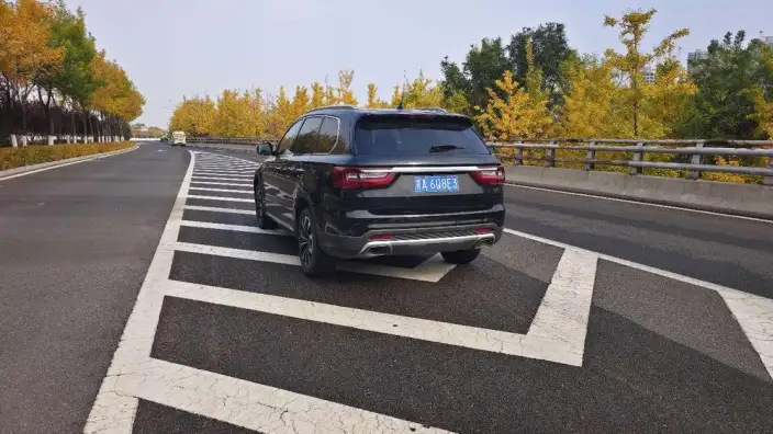 Hongqi HS7 2022 Model 3.0T Automatic 4WD Smart Flag Enjoy Edition