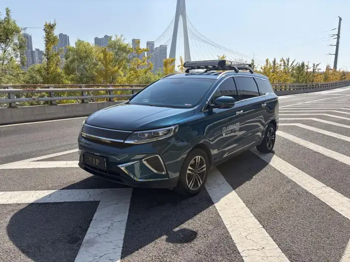 Yuanzhi M1 2022 Model 7 seat Premium Edition 450KM