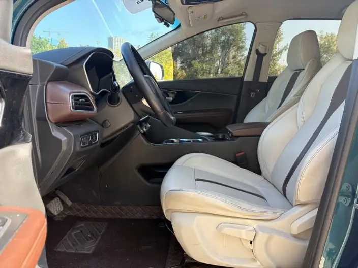 Yuanzhi M1 2022 Model 7 seat Premium Edition 450KM – фото 8