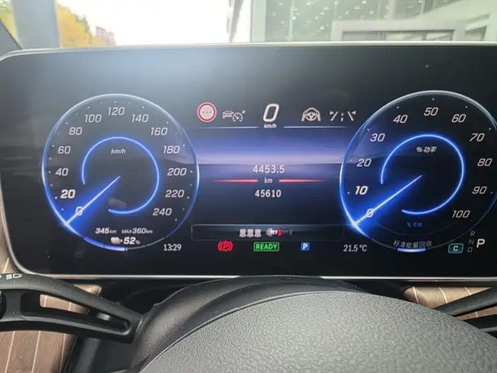 Mercedes-Benz EQE 2025 Model EQE 500 4MATIC Deluxe Edition – фото 7