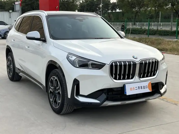 BMW X1 2023 Model sDrive20Li X Design Set – фото 3