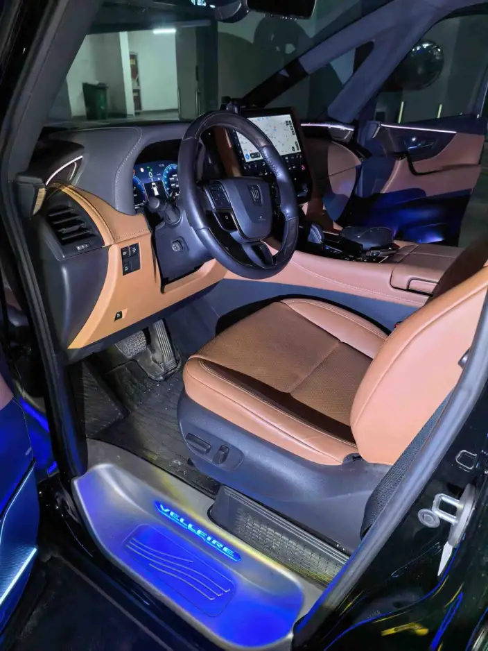 Vellfire 2023 Model Toyota Crown 2.5L Intelligent Hybrid 4WD Supreme Executive Edition – фото 6