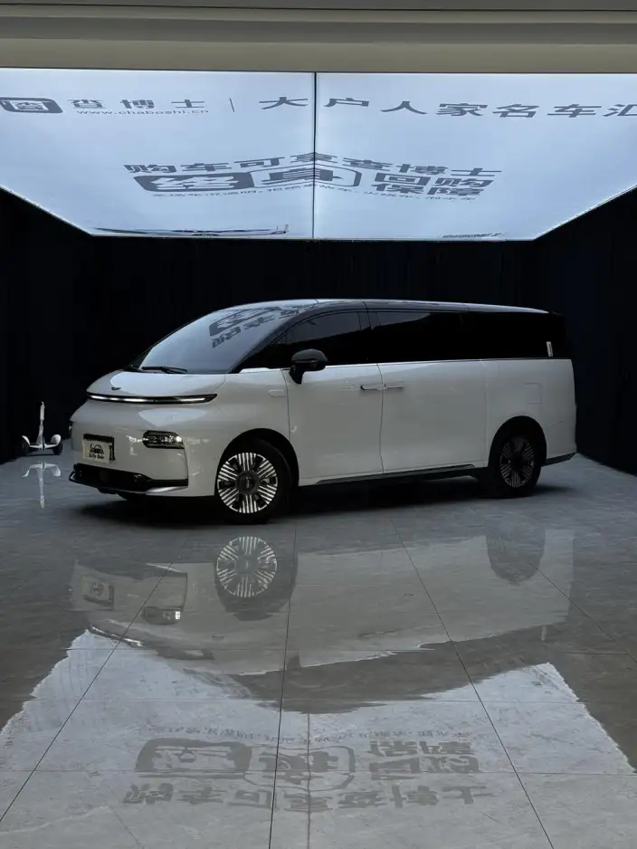 L EV C L380 2025 Model 570km 2WD Superior Edition