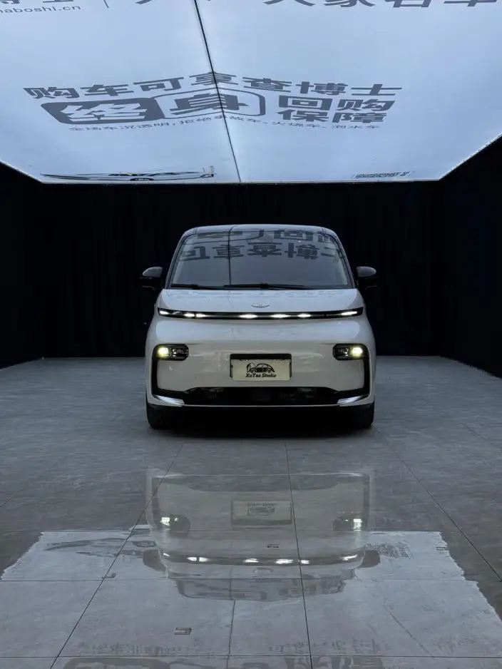 L EV C L380 2025 Model 570km 2WD Superior Edition