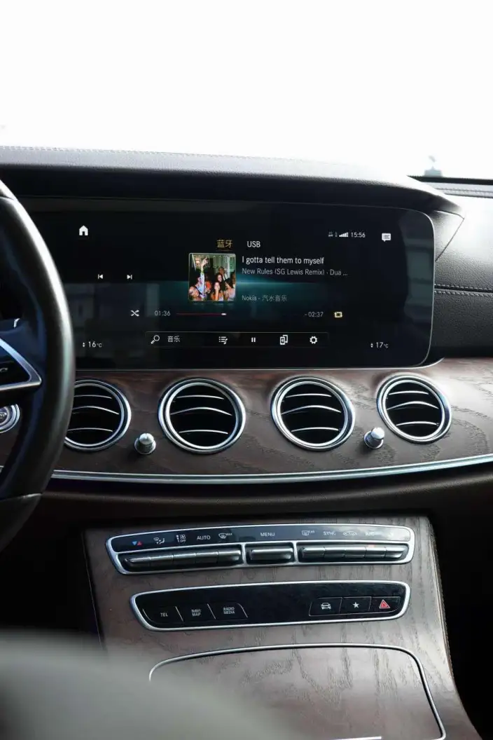 Mercedes-Benz E-Class 2022 Model Facelift E 260 L 4MATIC sedan – фото 8