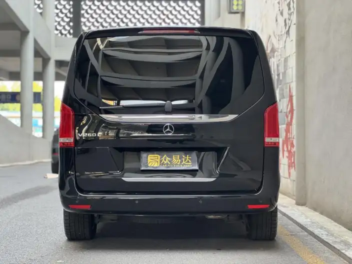 Mercedes-Benz V-Class 2022 Model V 260 L Long wheelbase Premium Edition – фото 4