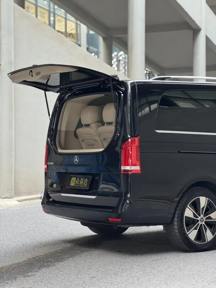 Mercedes-Benz V-Class 2022 Model V 260 L Long wheelbase Premium Edition – фото 7