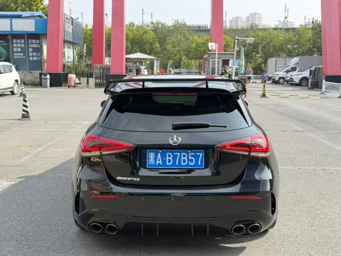 Mercedes-Benz A-Class AMG Imported 2022 Model AMG A 35 4MATIC – фото 3
