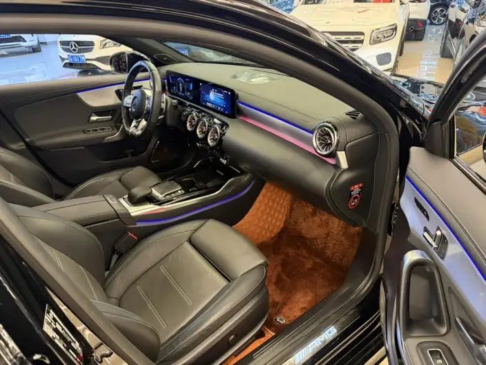 Mercedes-Benz A-Class AMG Imported 2022 Model AMG A 35 4MATIC – фото 7