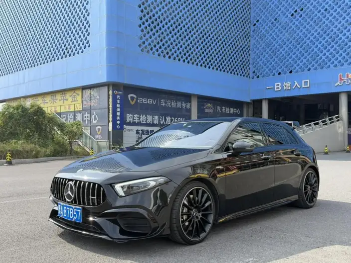 Mercedes-Benz A-Class AMG Imported 2022 Model AMG A 35 4MATIC – фото 10