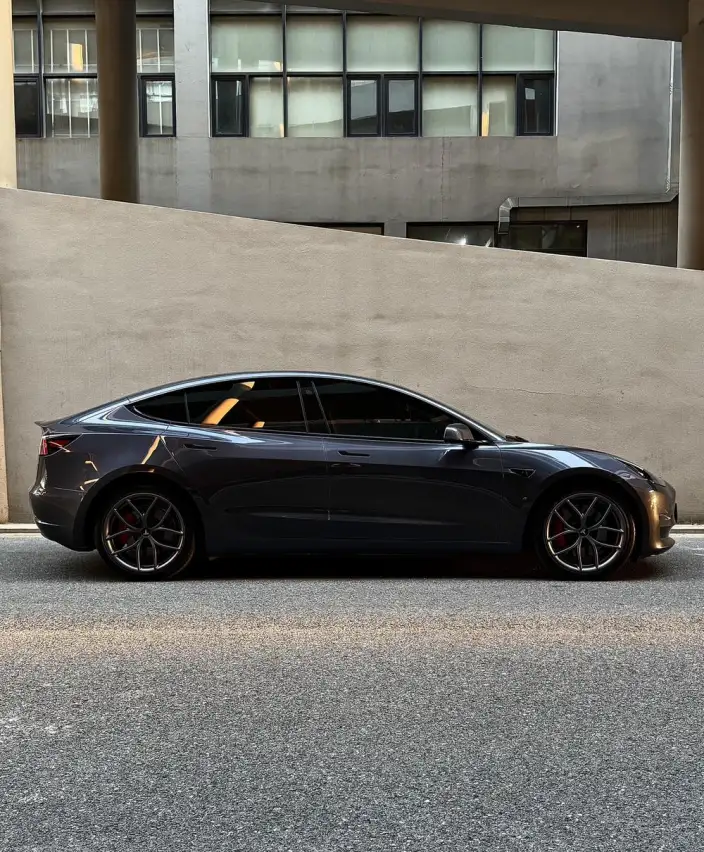 Model 3 2022 Model Performance High performance All-wheel drive version