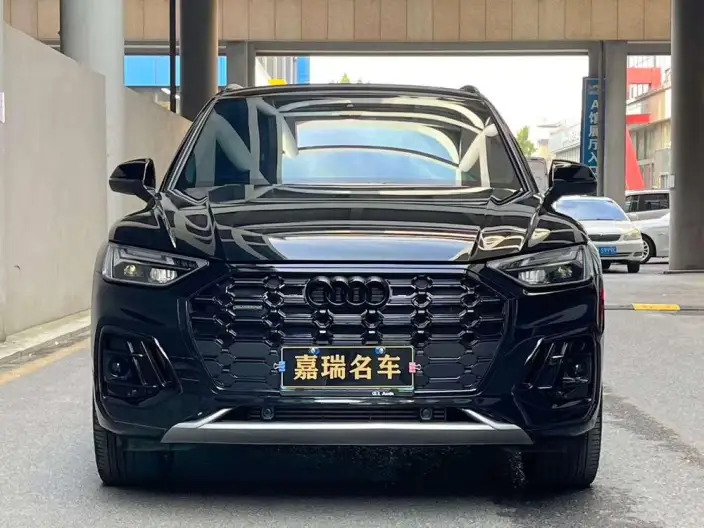 Audi Q5L 2025 Model 40TFSI Luxury Dynamic Model – фото 2