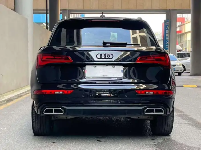 Audi Q5L 2025 Model 40TFSI Luxury Dynamic Model – фото 4