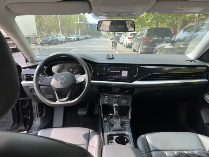 Volkswagen Passat 2023 Model Facelift 280TSI Business Edition – фото 7