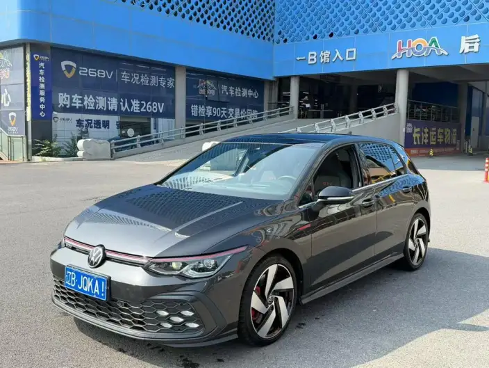 Volkswagen Golf GTI 2021 Model 380TSI DSG GTI – фото 10
