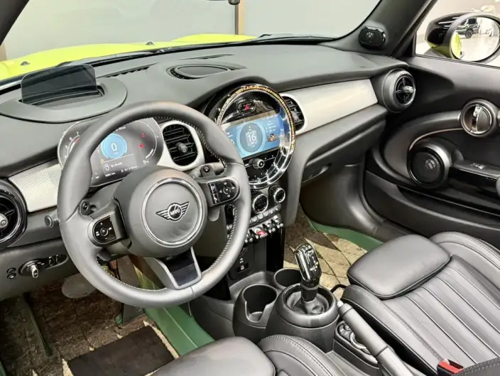 MINI 2022 Model 2.0T COOPER S CABRIO The Coopers Memorial Edition – фото 10
