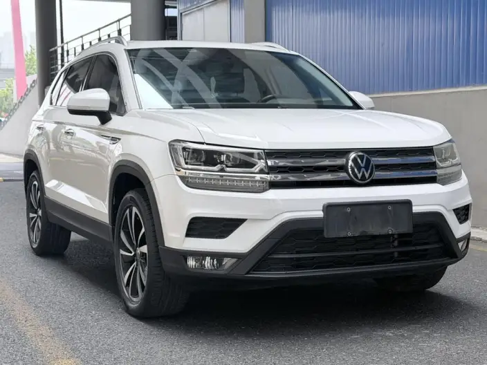Volkswagen Tharu 2022 Model 280TSI 2WD Deluxe Edition
