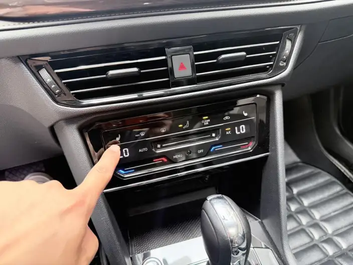 Volkswagen Tharu 2022 Model 280TSI 2WD Deluxe Edition – фото 9