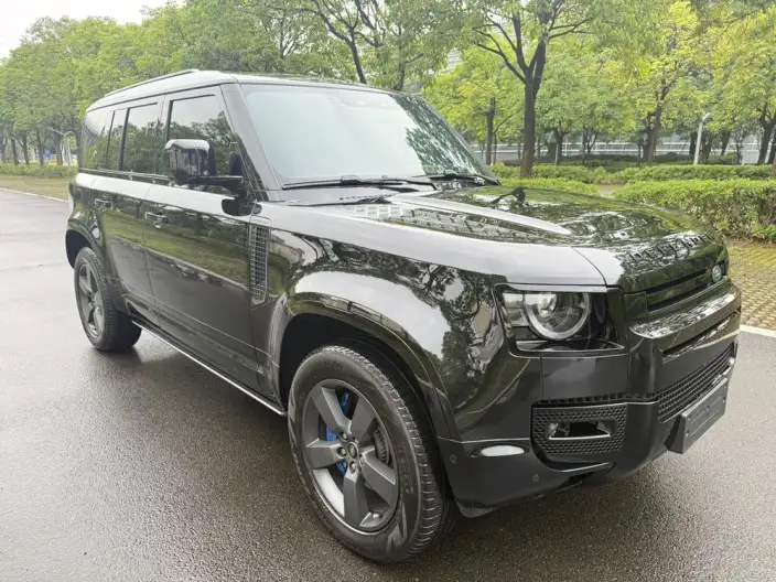 Land Rover Defender 2024 Model 110 3.0T P400 X-Dynamic HSE