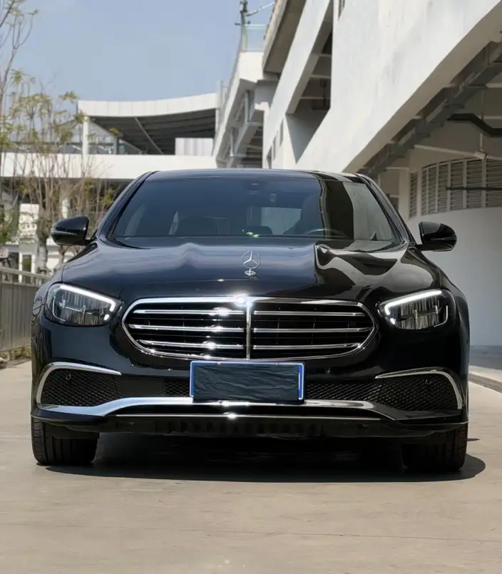 Mercedes-Benz E-Class 2023 Model E 260 L sedan – фото 2