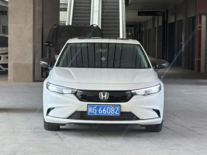 Model Ge 2023 Model 240TURBO CVT Leading version