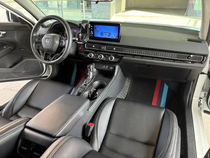 Model Ge 2023 Model 240TURBO CVT Leading version – фото 7