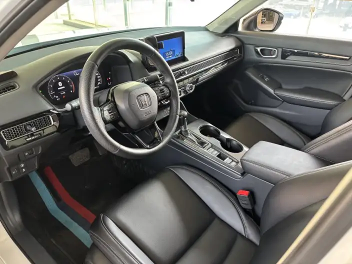 Model Ge 2023 Model 240TURBO CVT Leading version – фото 9