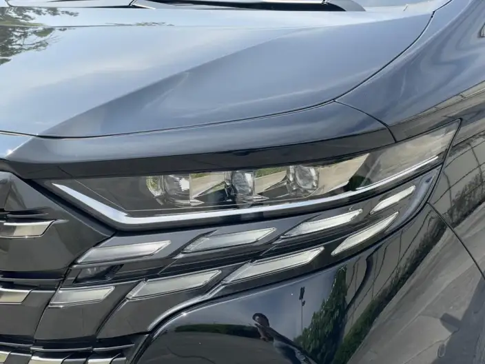 Elfa 2023 Model 2.5L Intelligent Hybrid 4WD Premium – фото 8