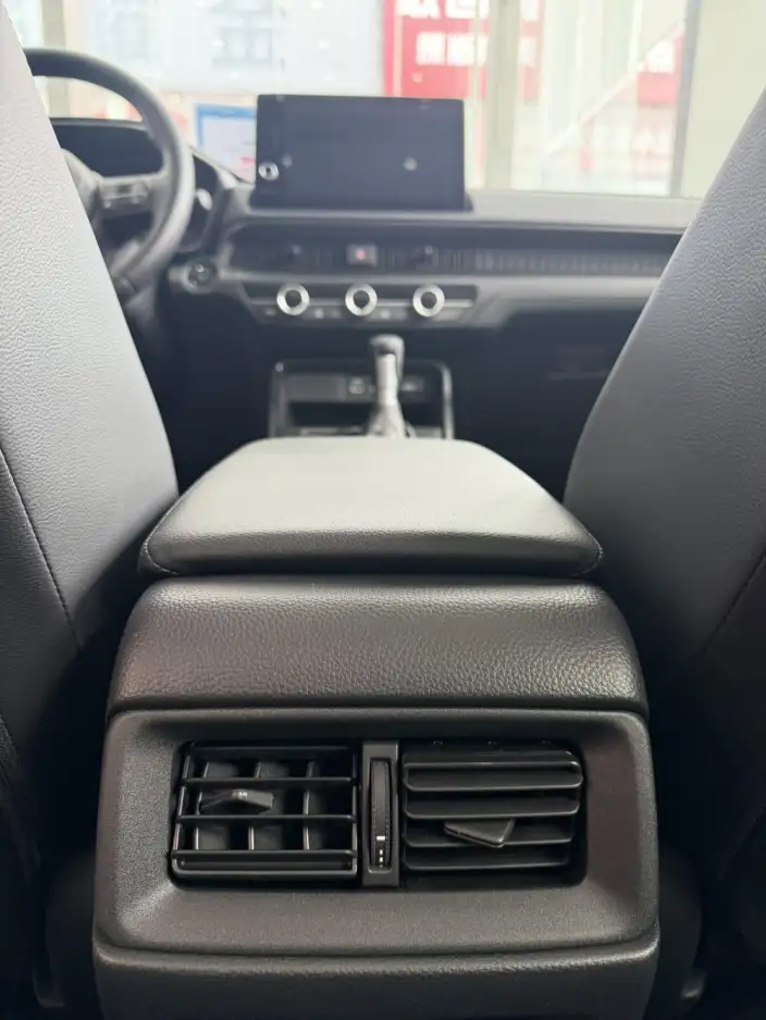 Honda BREEZE 2025 Model 240TURBO CVT 2WD Deluxe Edition – фото 10