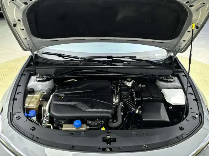 Changan UNI-V 2022 Model 1.5T Noble Model – фото 10