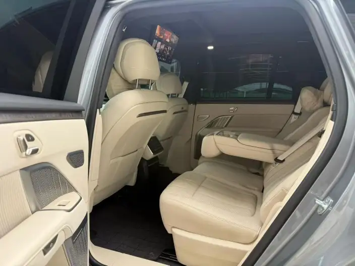 ONVO L90 2025 Model VII seat Edition Ultra – фото 9