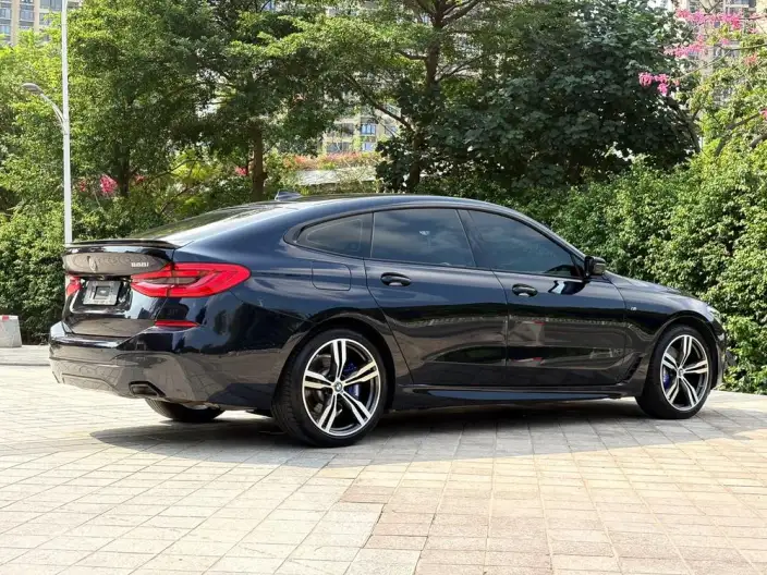 BMW 6 Series GT 2021 Model 630i M Sports Set – фото 6
