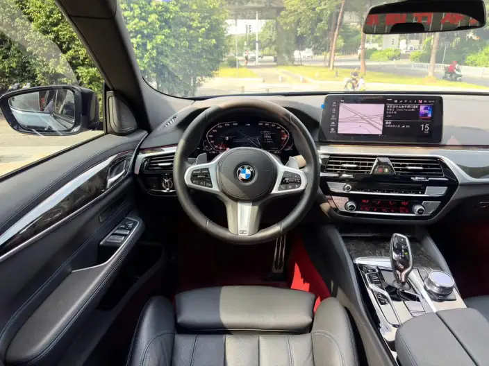 BMW 6 Series GT 2021 Model 630i M Sports Set – фото 10