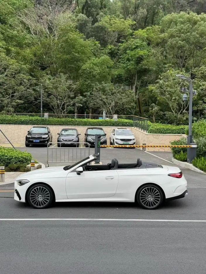 Mercedes-Benz CLE-Class 2025 Model CLE 260 Coupe – фото 4