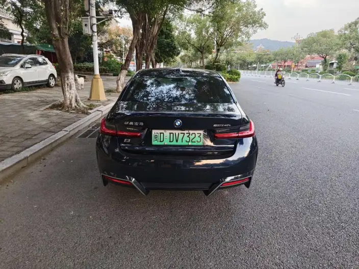 BMW i3 2023 Model eDrive40L Night Edition Sports Set – фото 5