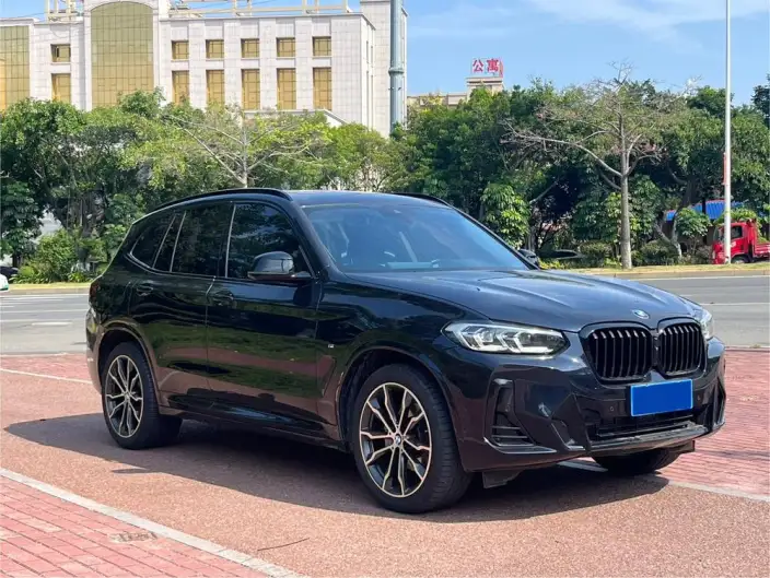 BMW X3 2023 Model xDrive30i Leading Model M Night Set – фото 3