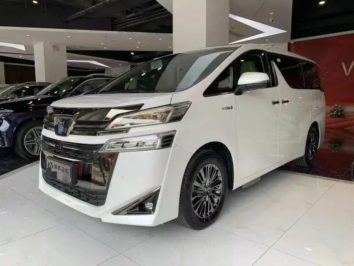 Vellfire 2021 Model Toyota Crown Hybrid 2.5L HV Premium Edition – фото 1
