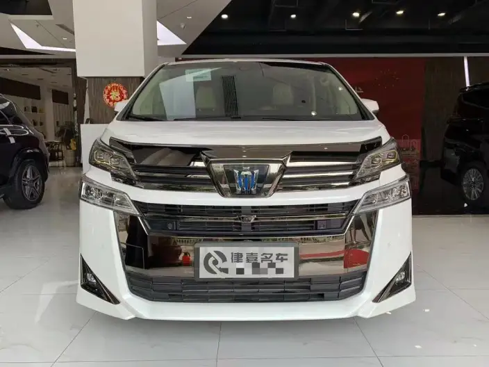 Vellfire 2021 Model Toyota Crown Hybrid 2.5L HV Premium Edition – фото 2