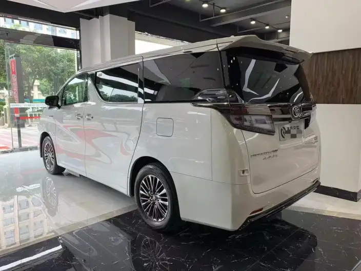 Vellfire 2021 Model Toyota Crown Hybrid 2.5L HV Premium Edition – фото 3