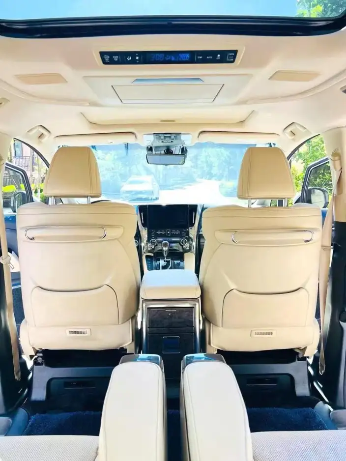 Vellfire 2021 Model Toyota Crown Hybrid 2.5L HV Premium Edition – фото 6