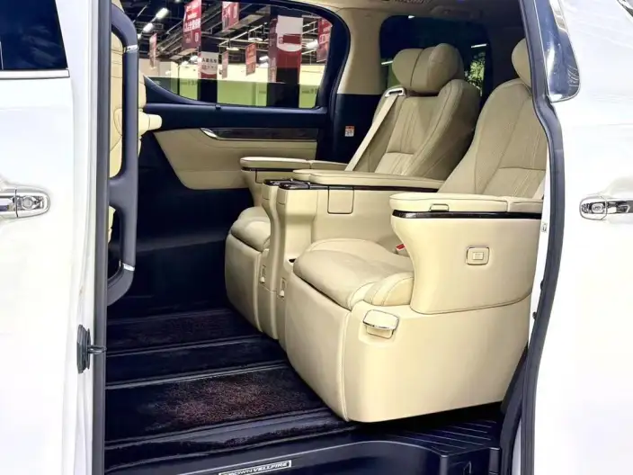 Vellfire 2021 Model Toyota Crown Hybrid 2.5L HV Premium Edition – фото 9