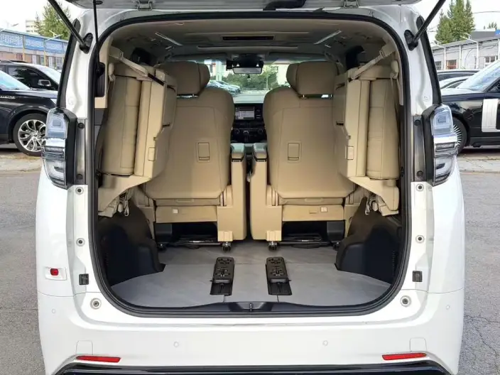 Vellfire 2021 Model Toyota Crown Hybrid 2.5L HV Premium Edition – фото 10