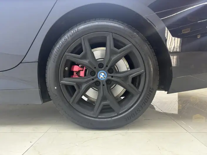 BMW i3 2023 Model eDrive35L – фото 9