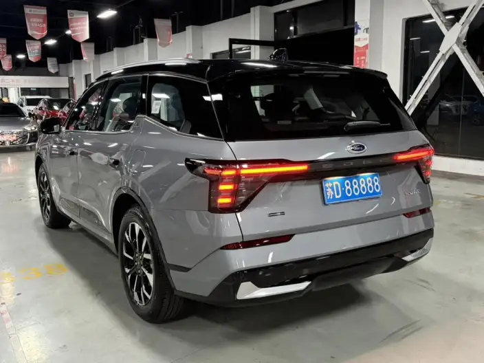 Ford Edge 2026 Model Ford Edge L 2.0T EcoBoost E Hybrid 4WD VII seat Supreme Model