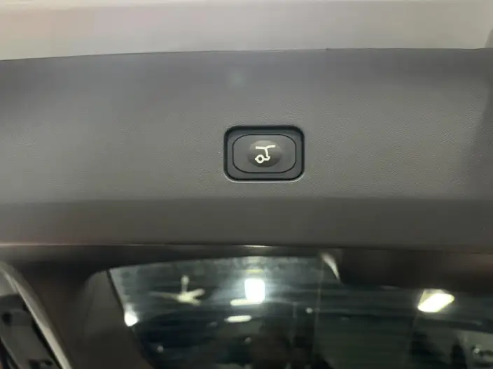Ford Edge 2026 Model Ford Edge L 2.0T EcoBoost E Hybrid 4WD VII seat Supreme Model – фото 8