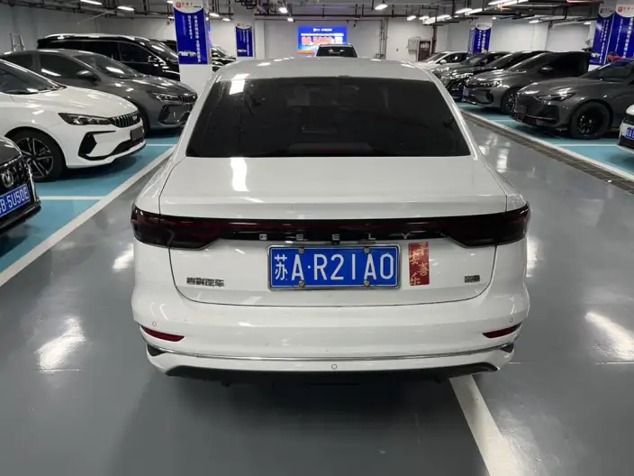 Geely Emgrand 2022 Model No. 4 Gen 1.5L CVT Flagship Model – фото 5