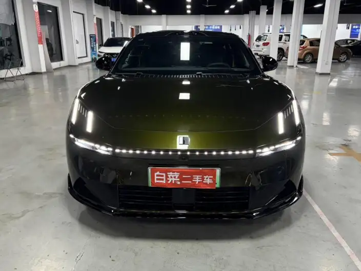 Lynk & Co 10 EM-P 2025 Model 240 4WD Ultra Sports Edition